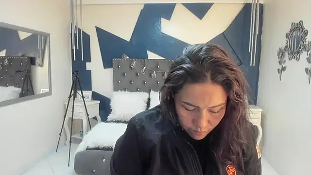 gaby trent online show from 07-30-26, 04:06