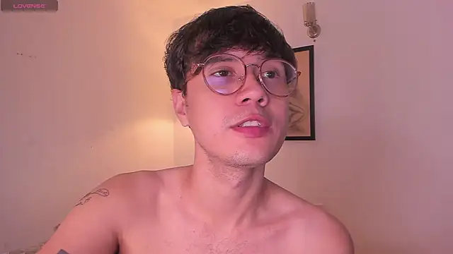 LeaneSeb online show from 11-14-25, 09:41