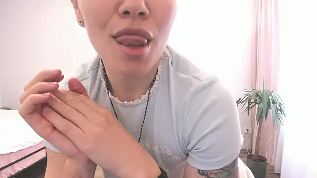 Alexisweet online show from 05-22-26, 05:14