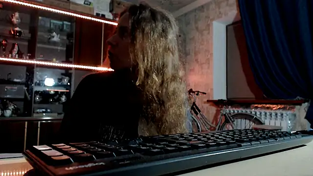 pa1e pr1ncess online show from 04-18-26, 11:27