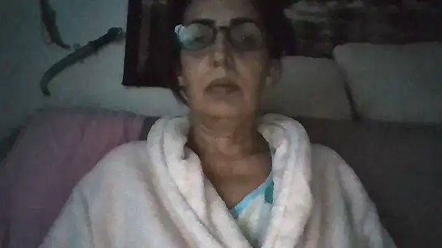 Snapshot of silla chatting on 10-30-25, 03:35 silla online show from 10-30-25, 03:35