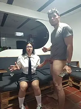 Snapshot of venusandzeus@xh chatting on 07-07-26, 11:09 venusandzeusxh online show from 07-07-26, 11:09
