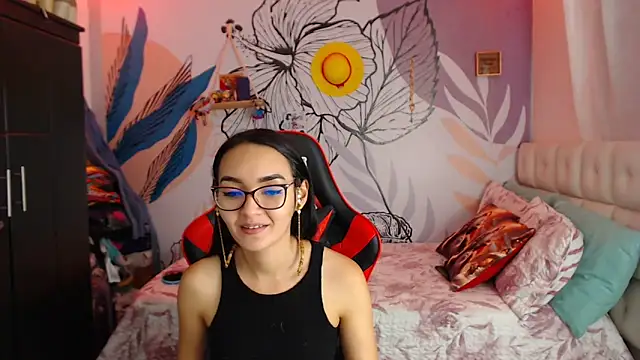 LinzyBaner online show from 01-08-25, 01:00