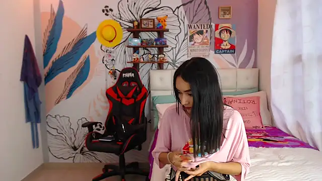 LinzyBaner online show from 02-28-25, 09:44