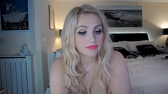 Snapshot of AlbanyWhite chatting on 01-14-26, 06:35 AlbanyWhite online show from 01-14-26, 06:35