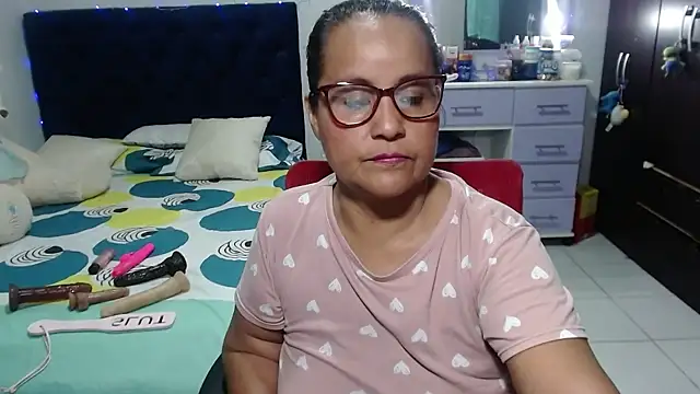 pervert mommy  online show from 03-02-26, 11:28