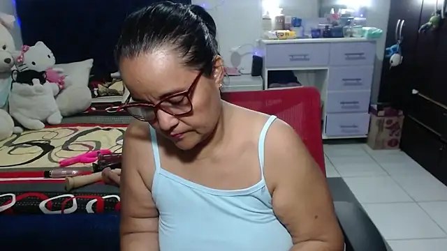 pervert mommy  online show from 03-24-26, 10:31