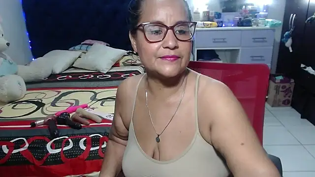 pervert mommy  online show from 03-26-26, 09:48