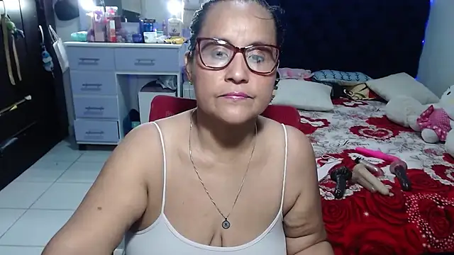 pervert mommy  online show from 06-09-26, 09:54