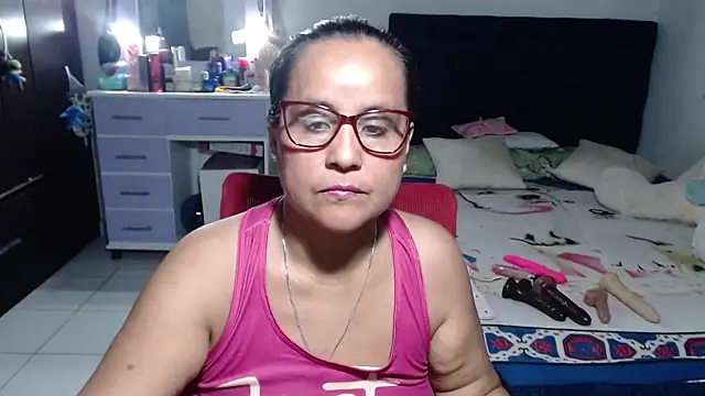 pervert mommy  online show from 07-01-26, 11:12