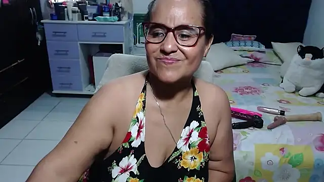 pervert mommy  online show from 07-28-26, 12:48