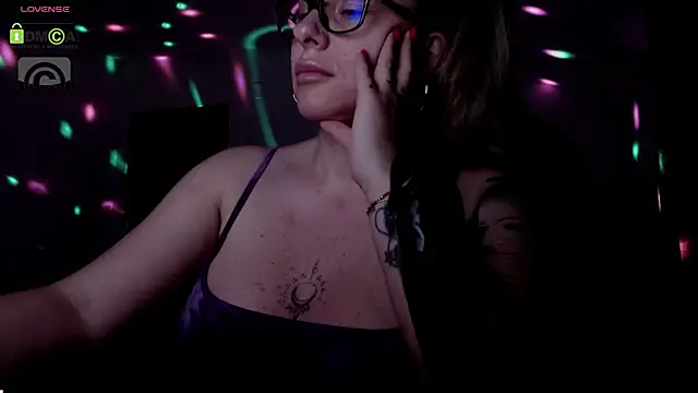 SonyaDevon online show from 01-30-25, 07:48