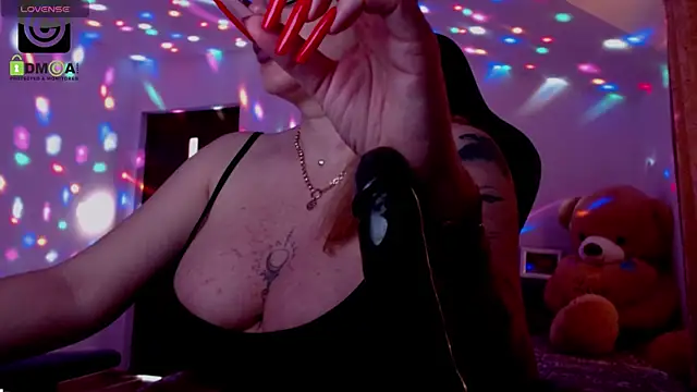 SonyaDevon online show from 02-21-25, 07:45