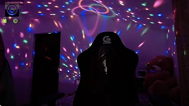 SonyaDevon online show from 02-20-26, 04:09