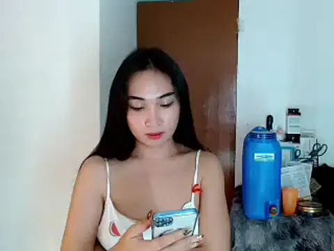 SweetLilly 18 online show from 01-03-25, 07:18