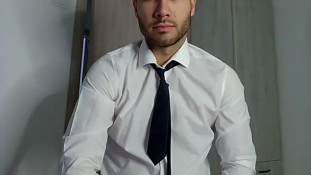 Snapshot of Justynn1 chatting on 12-31-24, 07:31 Justynn1 online show from 12-31-24, 07:31