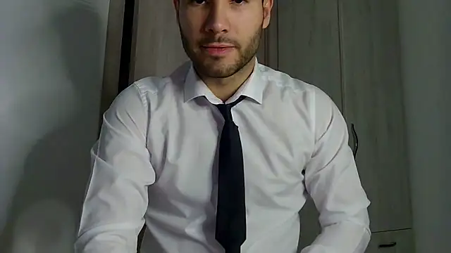 Snapshot of Justynn1 chatting on 01-10-25, 12:06 Justynn1 online show from 01-10-25, 12:06