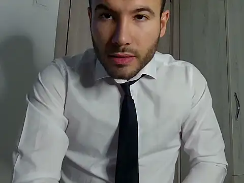 Snapshot of Justynn1 chatting on 01-17-25, 01:25 Justynn1 online show from 01-17-25, 01:25