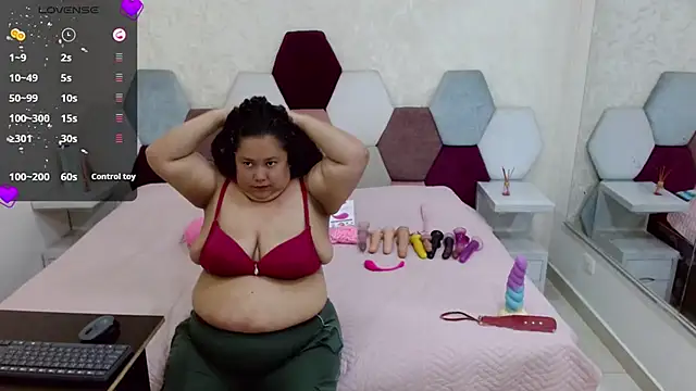 Snapshot of angel_blue chatting on 09-13-25, 03:34 angel blue online show from 09-13-25, 03:34