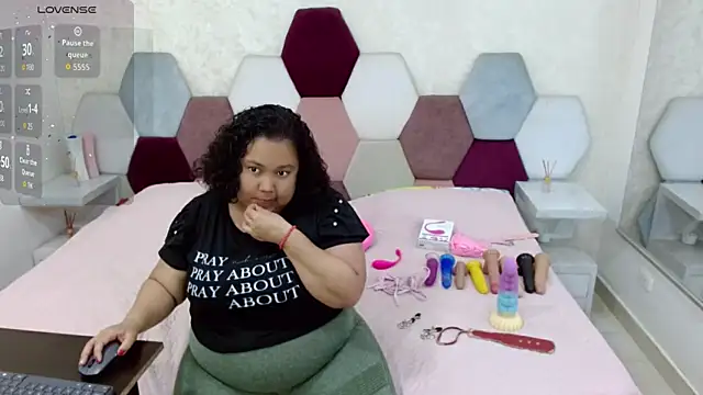 Snapshot of angel_blue chatting on 02-23-26, 02:58 angel blue online show from 02-23-26, 02:58