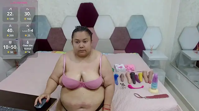 Snapshot of angel_blue chatting on 03-06-26, 03:52 angel blue online show from 03-06-26, 03:52