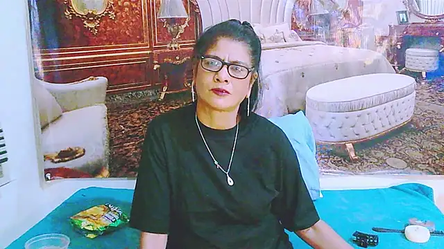 IndianAllure online show from 07-16-26, 05:35