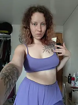 Frost foxy online show from 07-07-26, 07:34