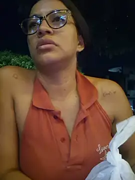 Snapshot of DAELAA chatting on 01-13-25, 08:48 DAELAA online show from 01-13-25, 08:48