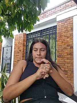 Snapshot of DAELAA chatting on 01-26-25, 08:45 DAELAA online show from 01-26-25, 08:45