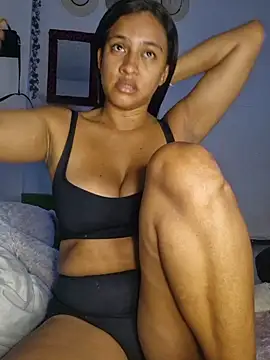 Snapshot of DAELAA chatting on 02-09-25, 07:52 DAELAA online show from 02-09-25, 07:52