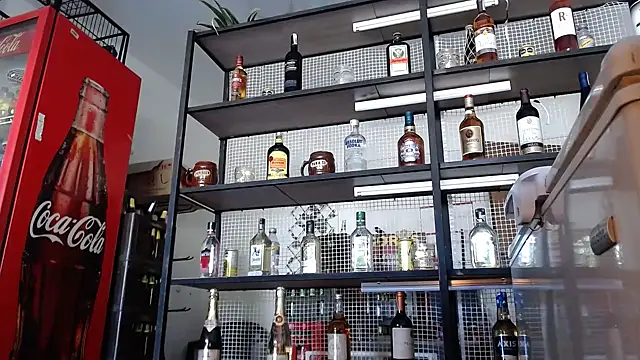 Snapshot of DAELAA chatting on 10-26-25, 08:15 DAELAA online show from 10-26-25, 08:15