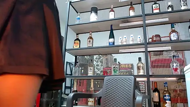 Snapshot of DAELAA chatting on 11-28-25, 10:12 DAELAA online show from 11-28-25, 10:12