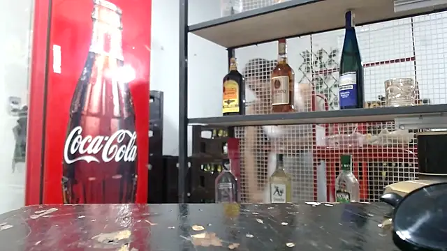 Snapshot of DAELAA chatting on 01-05-26, 09:51 DAELAA online show from 01-05-26, 09:51