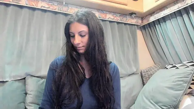 Snapshot of Dirty-Bya chatting on 07-12-26, 07:38 Dirty-Bya online show from 07-12-26, 07:38