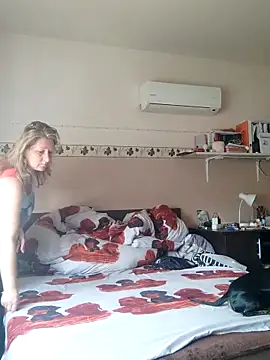 Elza01 online show from 04-29-26, 05:11