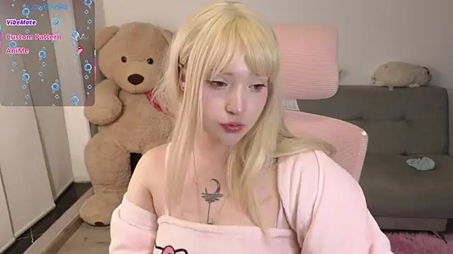 KuroChan420 online show from 06-04-26, 04:18