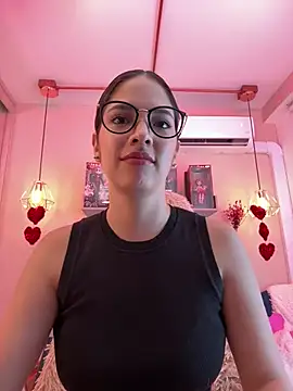 Snapshot of Zoe_Bae chatting on 02-28-25, 10:17 Zoe Bae online show from 02-28-25, 10:17