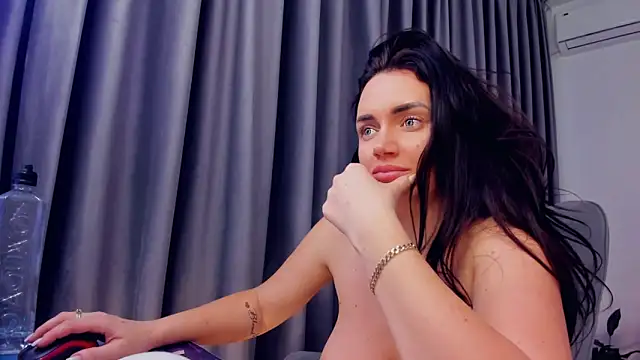 Snapshot of jessykmxx chatting on 02-15-25, 11:47 jessykmxx online show from 02-15-25, 11:47