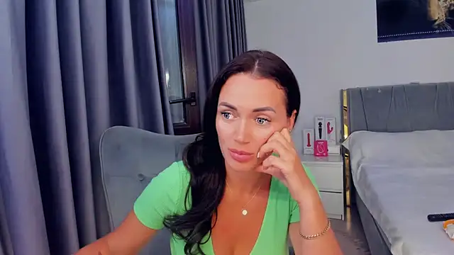 Snapshot of jessykmxx chatting on 09-21-25, 04:52 jessykmxx online show from 09-21-25, 04:52