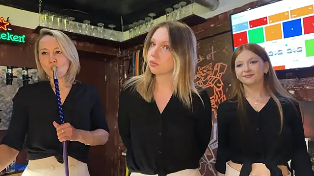 Snapshot of dirtypub chatting on 02-12-26, 01:17 dirtypub online show from 02-12-26, 01:17