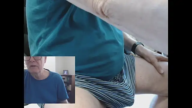 Snapshot of alan_inlondon chatting on 11-23-25, 10:26 alan inlondon online show from 11-23-25, 10:26