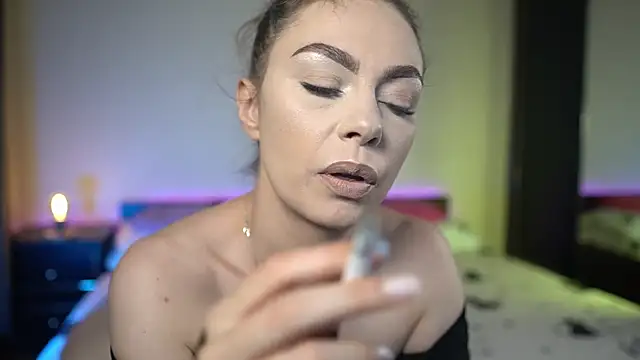 TiffanyPierce online show from 07-12-26, 08:11