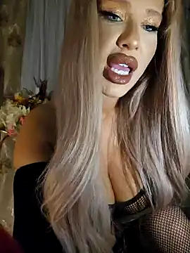 Snapshot of AlmaGraceX chatting on 12-06-24, 12:12 AlmaGraceX online show from 12-06-24, 12:12