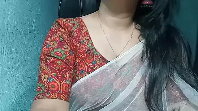 Snapshot of YourModhu chatting on 03-19-25, 09:05 YourModhu online show from 03-19-25, 09:05