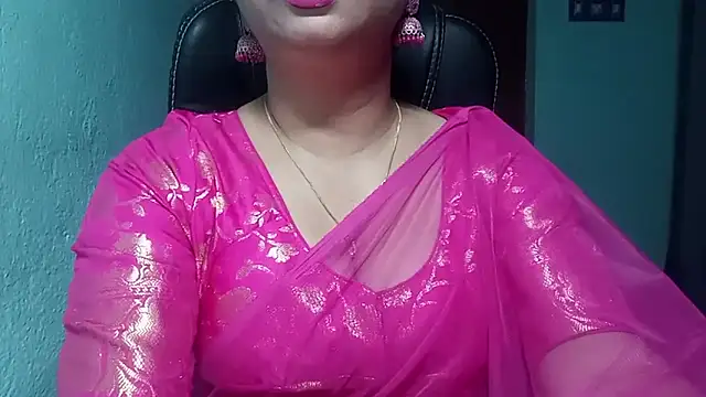 Snapshot of YourModhu chatting on 09-11-25, 05:46 YourModhu online show from 09-11-25, 05:46