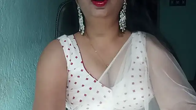 Snapshot of YourModhu chatting on 04-02-26, 05:43 YourModhu online show from 04-02-26, 05:43