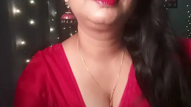 Snapshot of YourModhu chatting on 06-17-26, 05:58 YourModhu online show from 06-17-26, 05:58