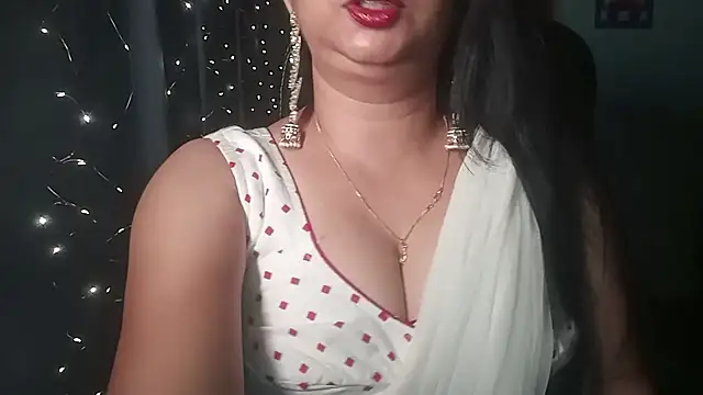 Snapshot of YourModhu chatting on 07-17-26, 08:21 YourModhu online show from 07-17-26, 08:21