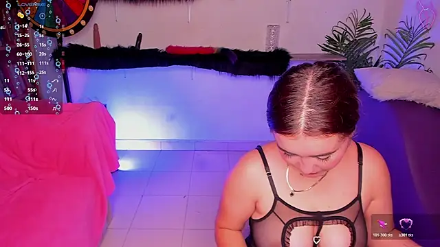 Snapshot of Shyfantasies chatting on 02-12-26, 03:34 Shyfantasies online show from 02-12-26, 03:34