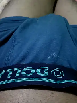 Snapshot of hq9870a chatting on 12-08-24, 07:11 hq9870a online show from 12-08-24, 07:11